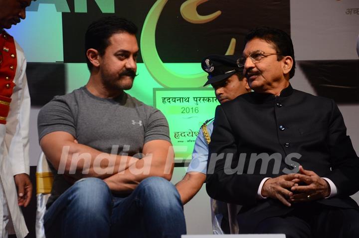 Aamir Khan at Hridaynath Mangeshkar Award 2016