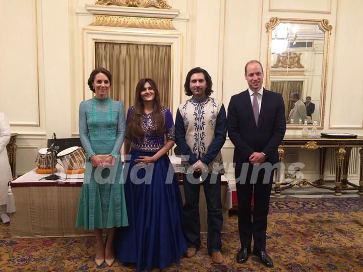 Rahul and Barkha Sharma along with Prince William and Kate at their visit in Mumbai