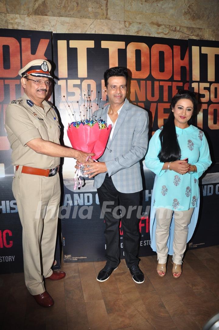 Divya Dutta and Manoj Bajpayee at Trailer Launch of 'Traffic'