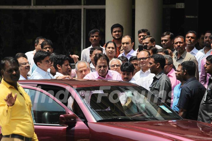 Dilip Kumar Discharged from Lilavati Hospital