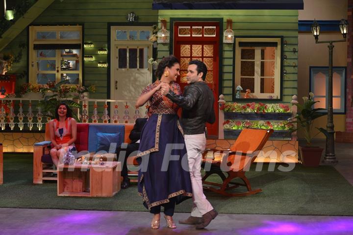 Dance Time! Emraan and Lara during Promotions of 'Azhar' on 'The Kapil Sharma Show'