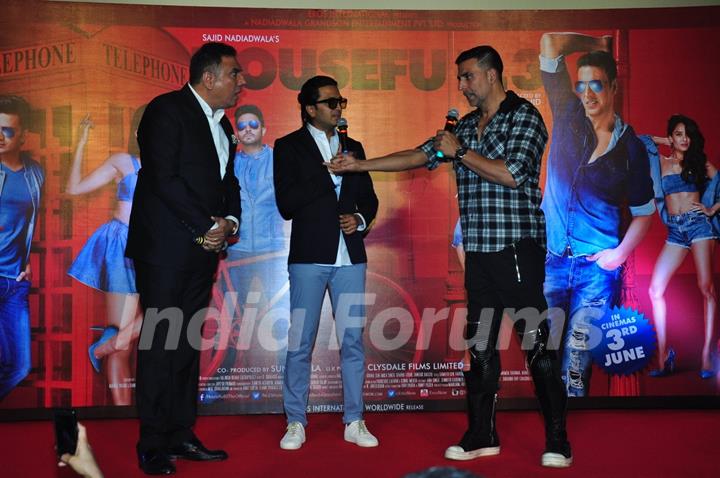 Boman Irani, Akshay Kumar and Riteish Deshmukh at Trailer Launch of the film 'Housefull 3'