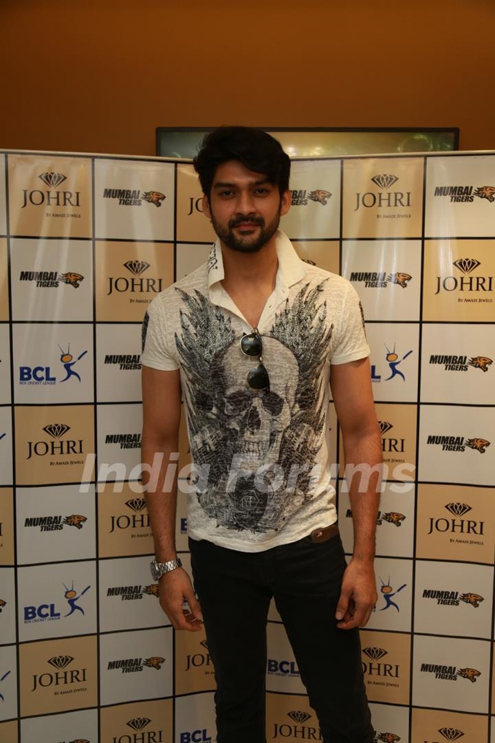 Aditya Redij at the The Launch Soiree of Johri by Amaze Jewels