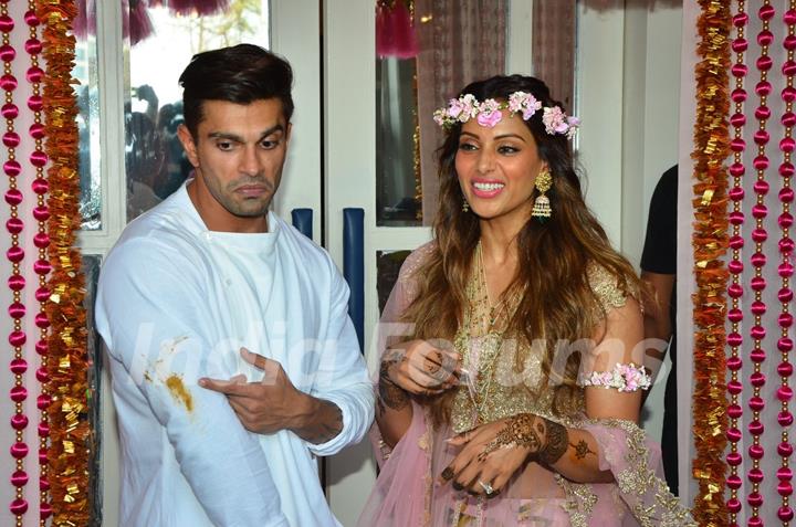 Karan - Bipasha's Mehendi Ceremony