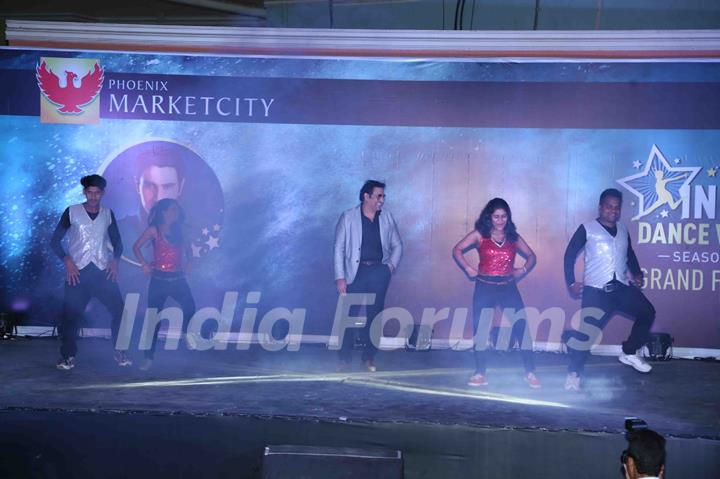 Govinda performs at Inaguration of Sandeep Soparkar's '3rd India Dance Week'