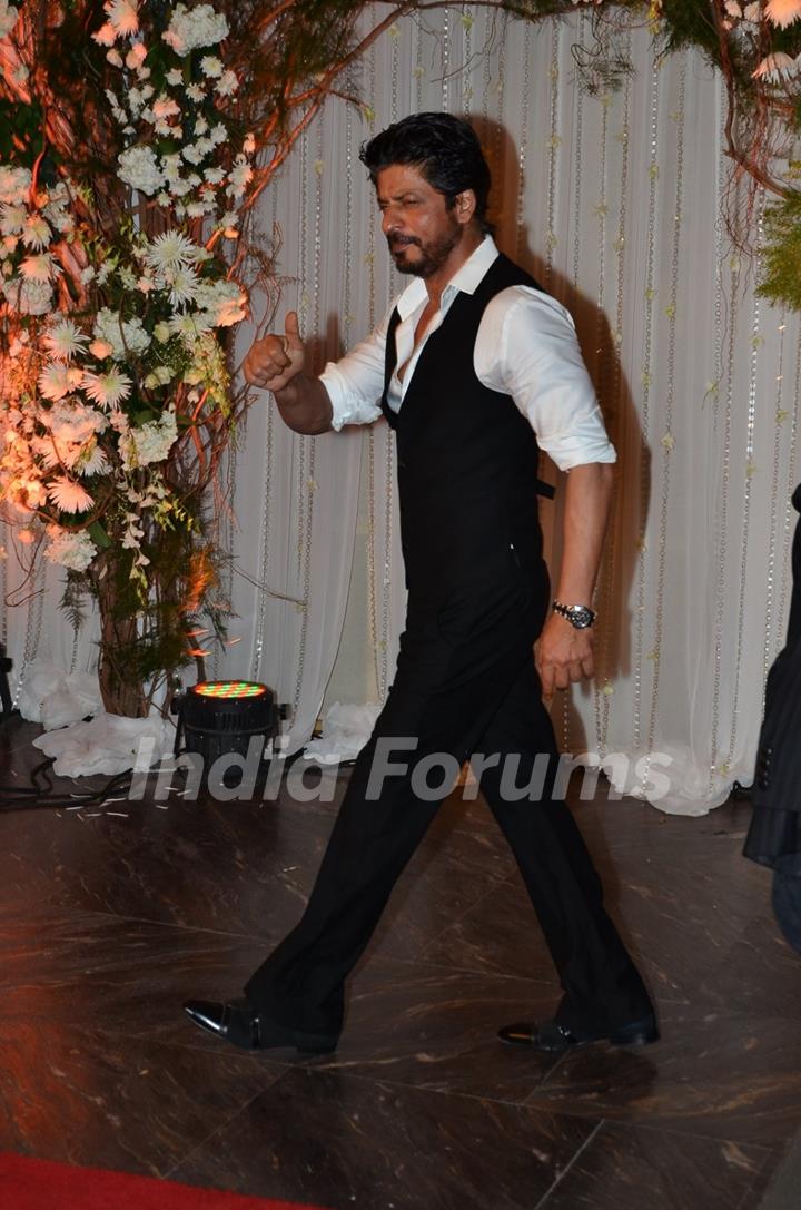 Shah Rukh Khan at Karan - Bipasha's Star Studded Wedding Reception