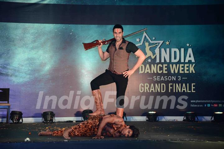 Inaguration of Sandeep Soparkar's '3rd India Dance Week'