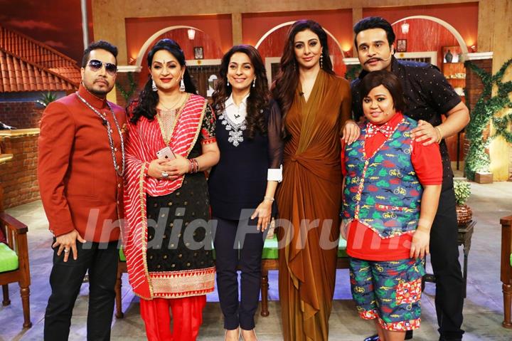 Juhi Chawla and Tabu have a blast on the sets of 'Comedy Nights Live'