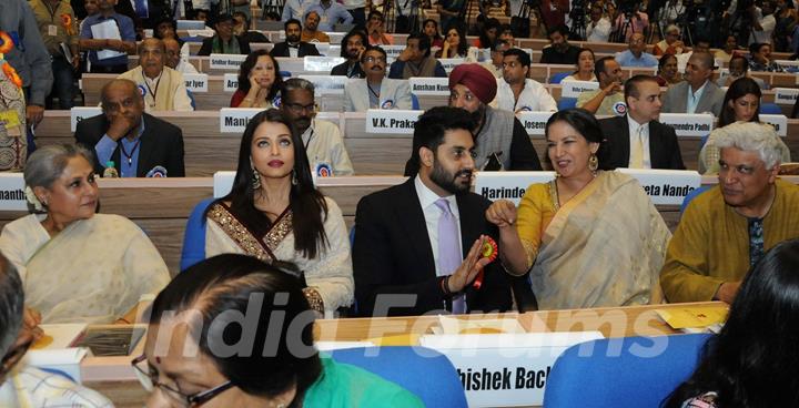 Jaya Bachchan, Aishwarya Rai Bachchan and Abhishek Bachchan at National Award Ceremony