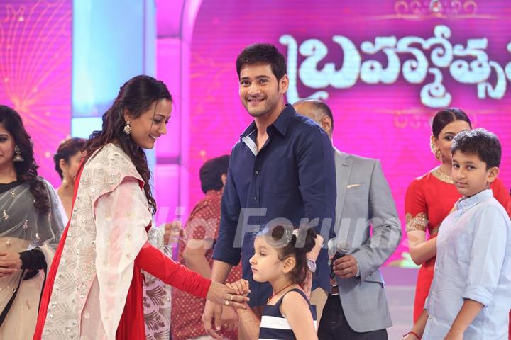 Mahesh Babu and Namrata Shirodkar at Trailer Launch of the film 'Brahmotsavam'