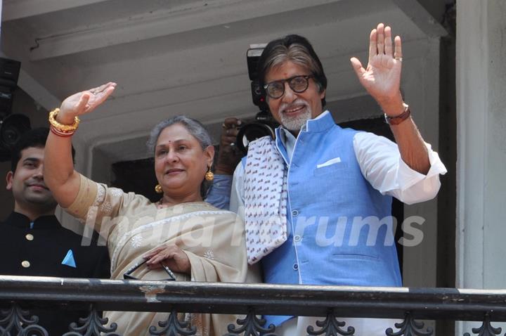 Amitabh Bachchan and Jaya Bachchan Promote Kalyan Jewellers in Kolkata