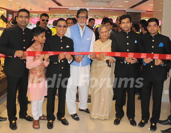 Amitabh Bachchan and Jaya Bachchan Promote Kalyan Jewellers in Kolkata