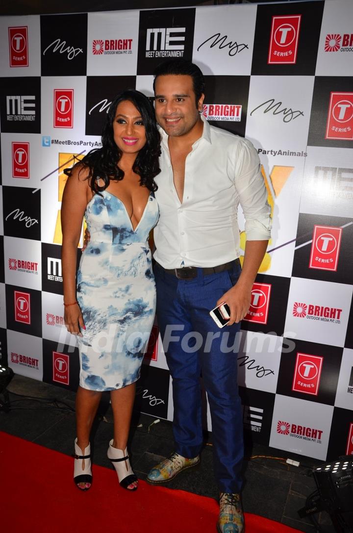 Kashmira Shah and Krushna Abhishek at Meet Bros Bash