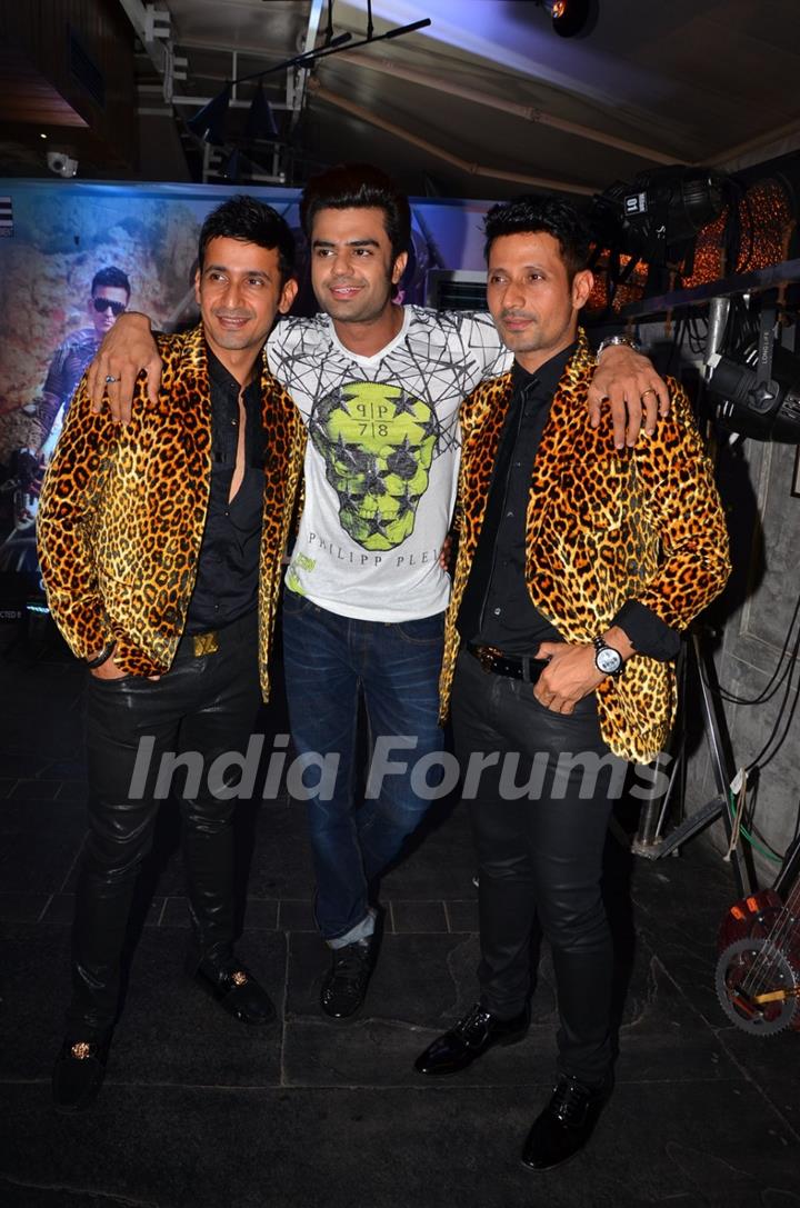 Manish Paul at Meet Bros Bash