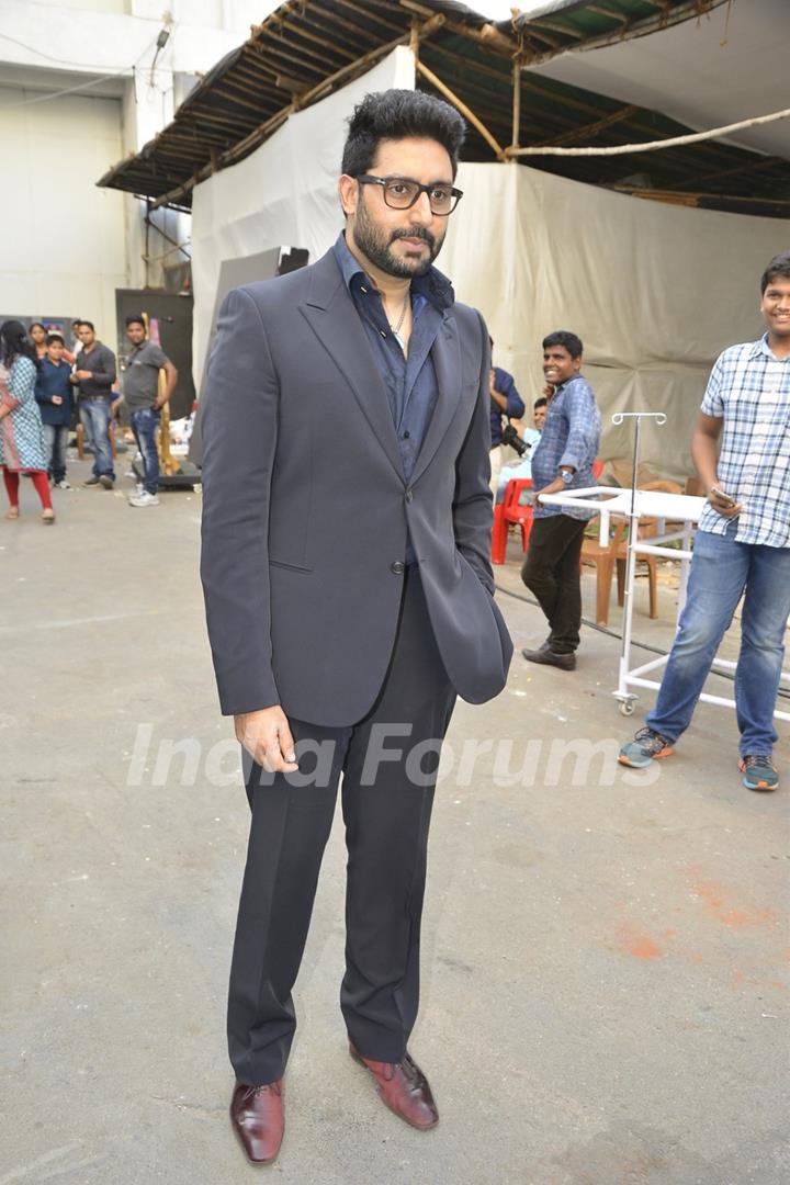 Abhishek Bachchan Promote Housefull 3 on the sets of 'The Kapil Sharma Show'