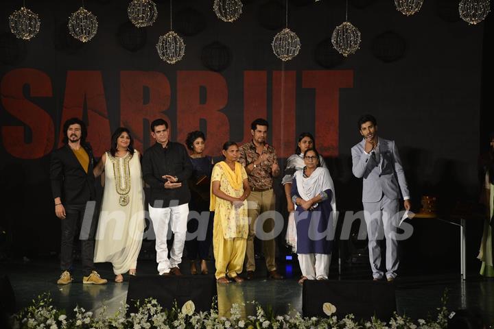 Darshan Kumar, Omung Kumar, Sunidhi Chauhan and Randeep Hooda at Music Launch of 'Sarabjit'