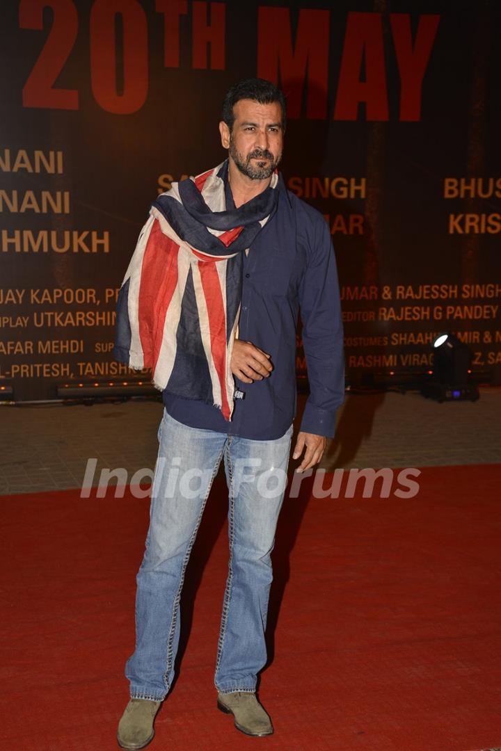 Ronit Roy at Special Premiere of 'Sarabjit'