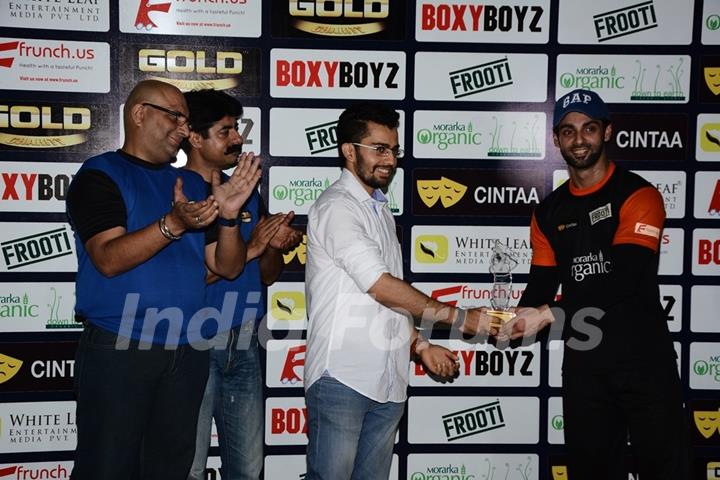Sushant Singh and Jay Bhanushali at Play Gold Cricket Charity Match For A Cause