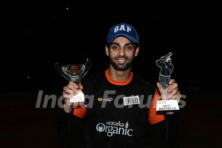 Karan Wahi Play Gold Cricket Charity Match For A Cause