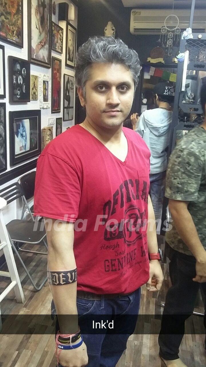 Mohit Suri Gets His Daughters Name Inked