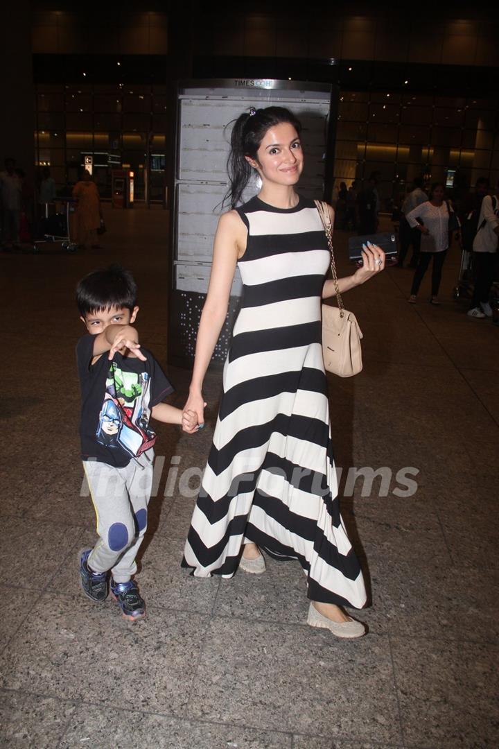 Aditi Rao Hydari Snapped at Airport