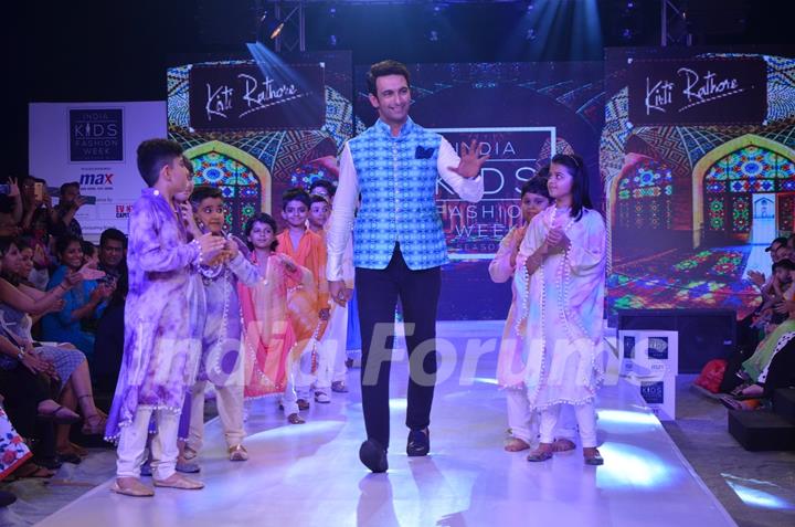 Nandish Singh Sandhu at Kids Fashion Week