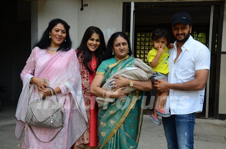 Genelia D'souza gets discharged: Riaan's expression says 'Look at my cute lil brother'