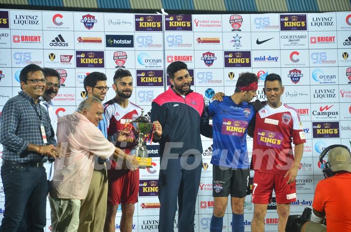 Abhishek Bachchan, Virat Kohli, Aditya Thackeray, Ranbir Kapoor at the Soccer Match !