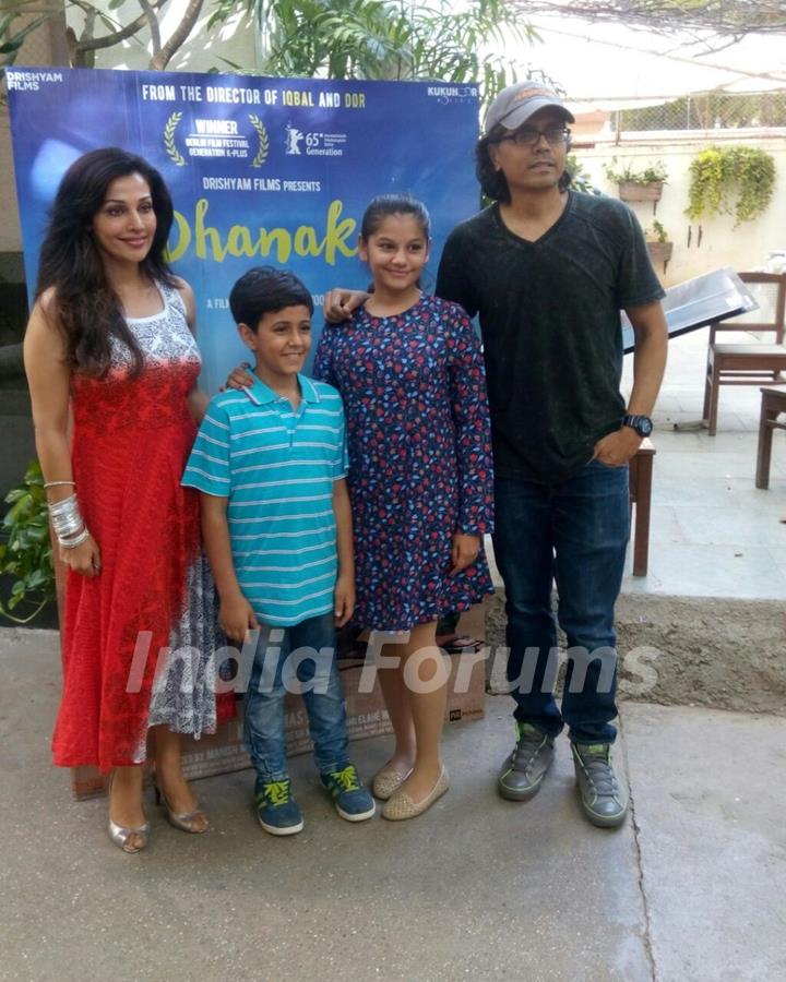 Nagesh Kukunoor with Krrish Chhabria and Hetal at Special Screening of Dhanak hosted by Mini Mathur