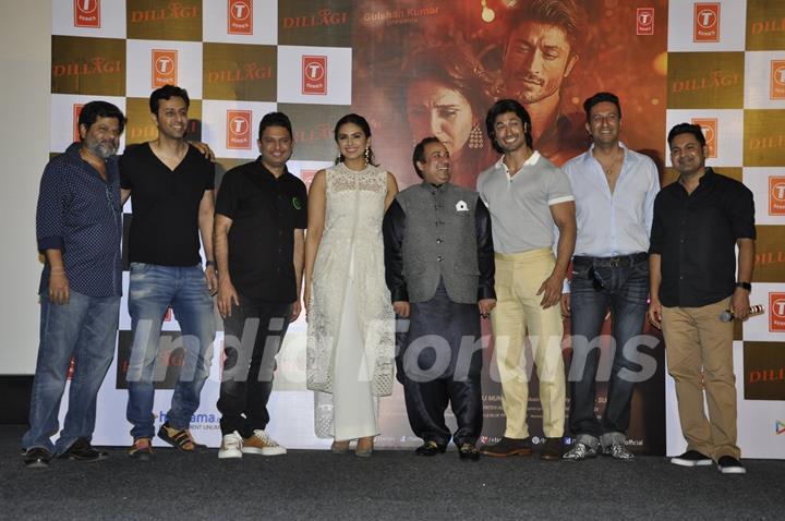 Huma Qureshi, Vidyut Jamwal, Bhushan Kumar, Salim- Sulaiman at Launch of 'Dillagi' Music Video!