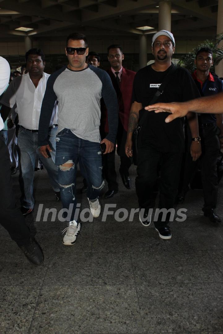 Airport Diaries: Salman Khan