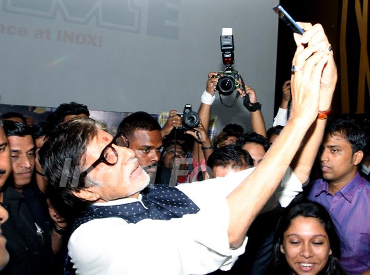 Amitabh Bachchan at Press Meet of 'TE3N'