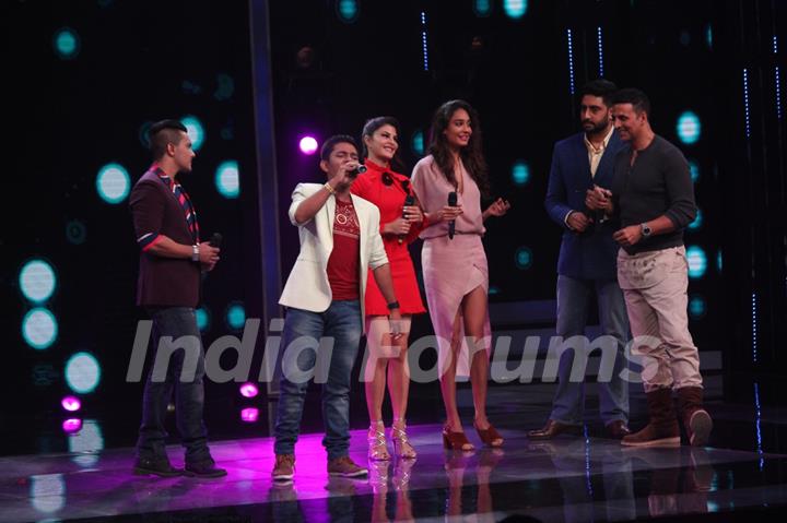 Housefull 3 Cast on Sa Re Ga Ma Pa for Promotions!