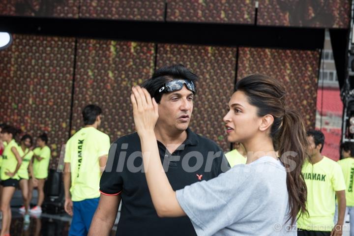 Shiamak Davar with Deepika Padukone fo IIFA