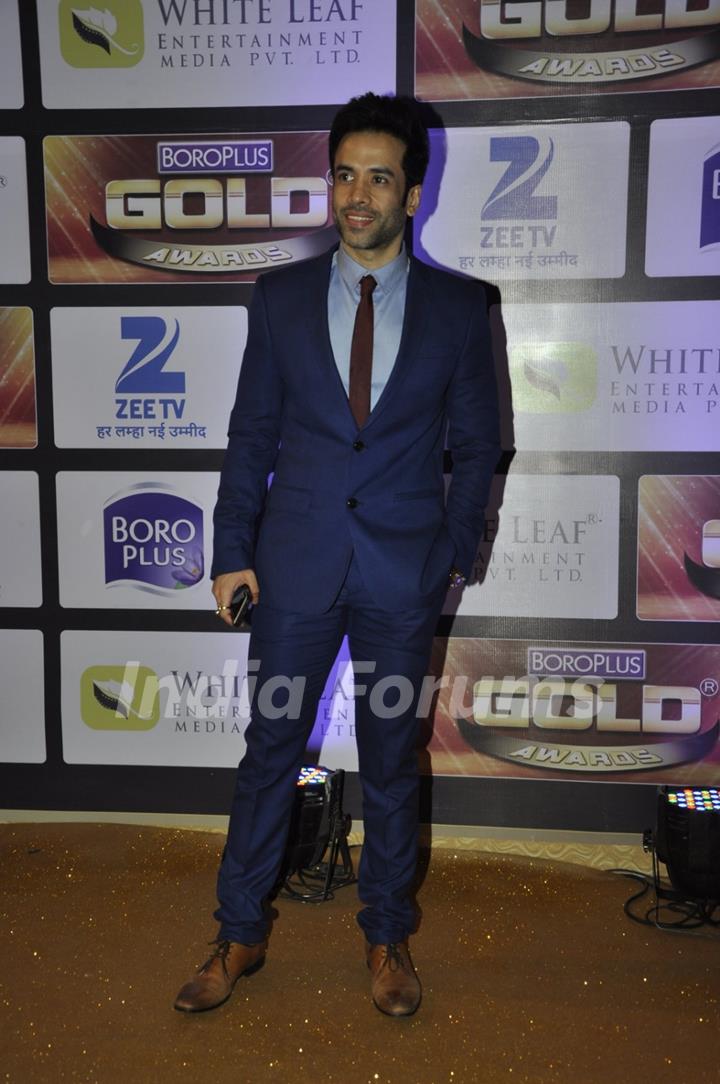 Tusshar Kapoor at Zee Gold Awards 2016