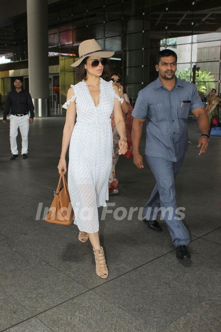 Aiport Scenes: Always in Style, Kangana Ranaut!