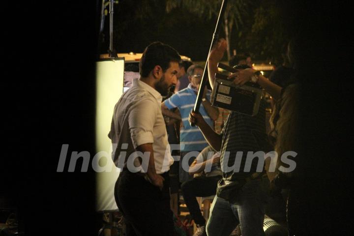 Saif Ali Khan Snapped shooting for his upcoming movie!