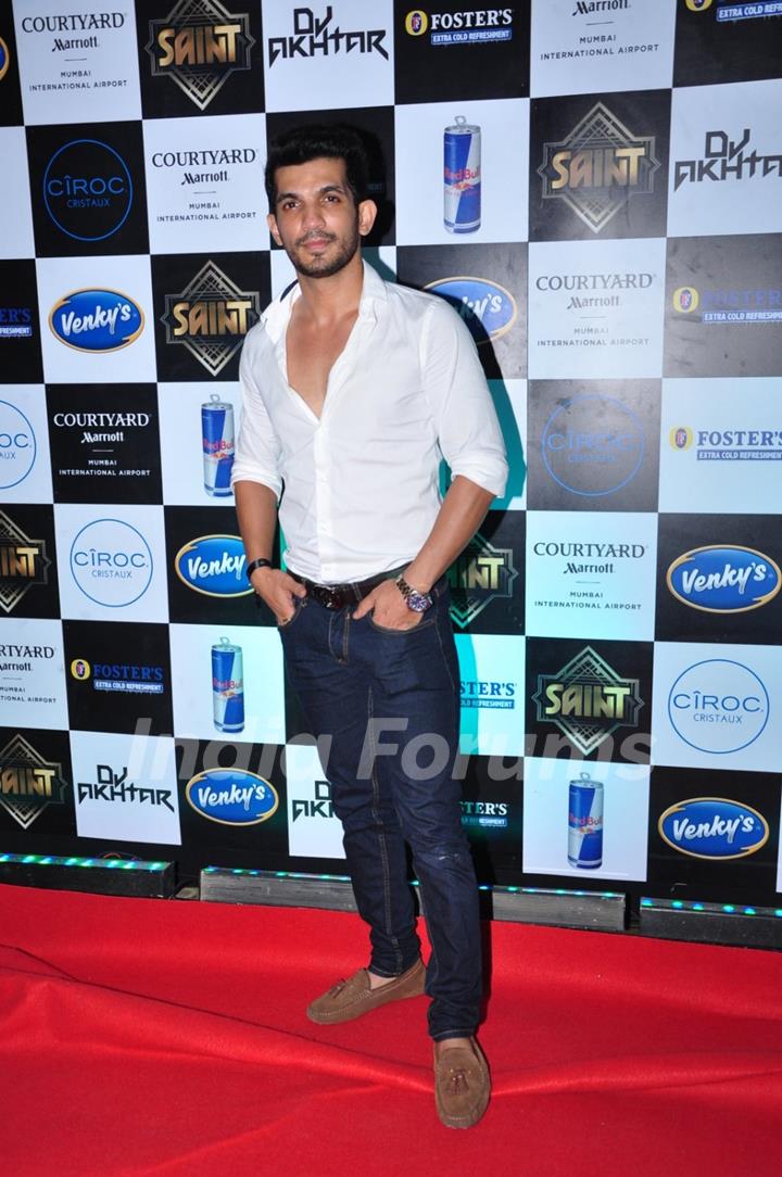 Arjun Bijlani at Aftab Shivdasani's Bash for his new venture 'Saint'