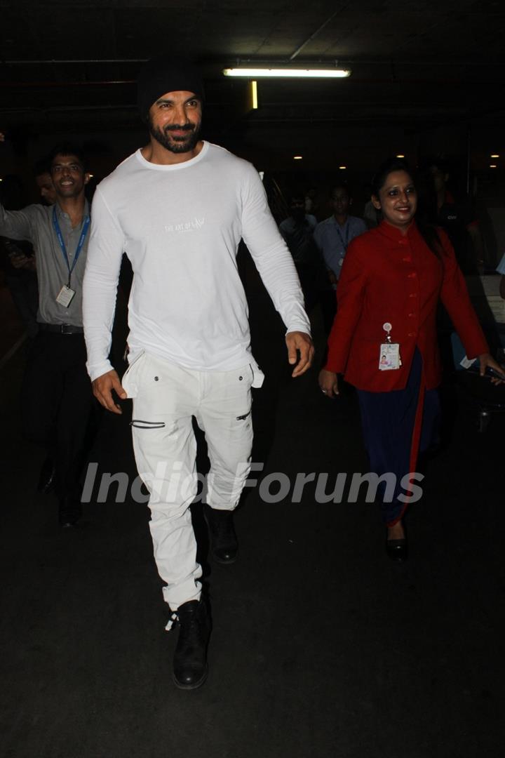 Snapped at Airport: John Abraham!