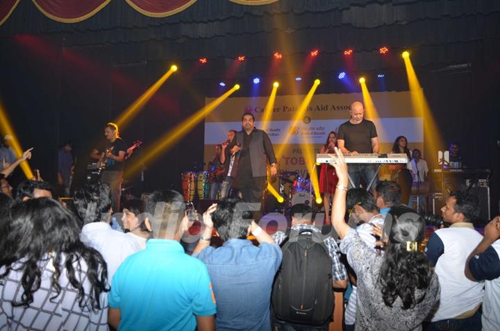 Shankar - Ehsaan - Loy performs at CPAA Event