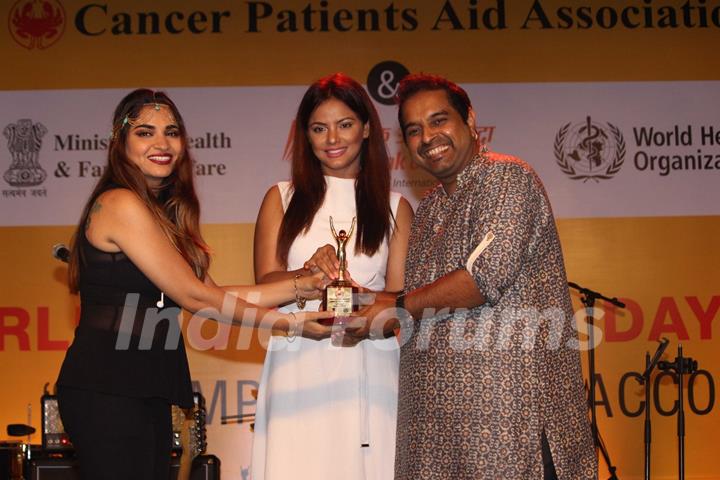 Shankar Mahadevan and Neetu Chandra performs at CPAA Event