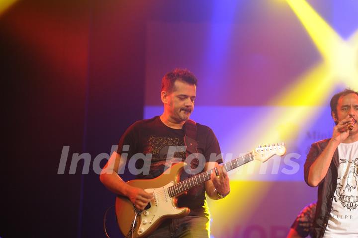 Ehsaan Noorani performs at CPAA Event