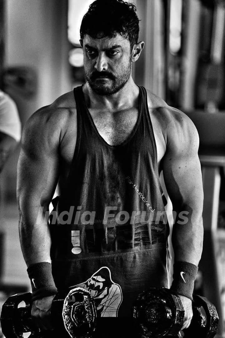 Aamir Khan's musuclar look in Dangal