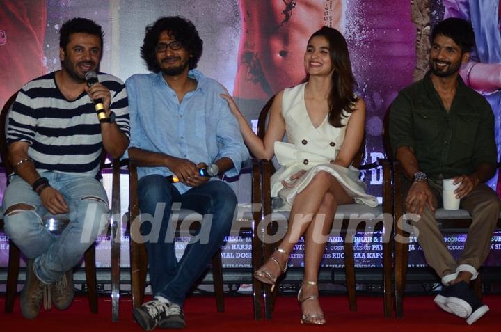 Alia Bhatt and Shahid Kapoor at Press Meet of 'Udta Punjab'