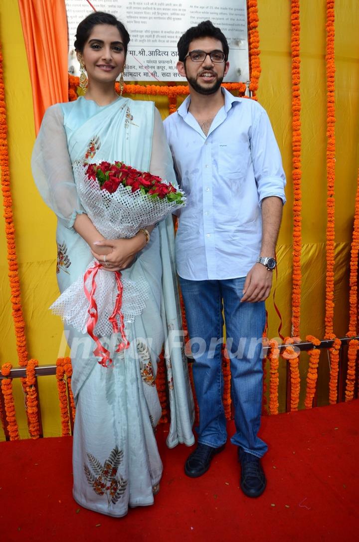 Sonam Kapoor & Aditya Thackeray Pays Tribute to Neerja Bhanot at a School Event