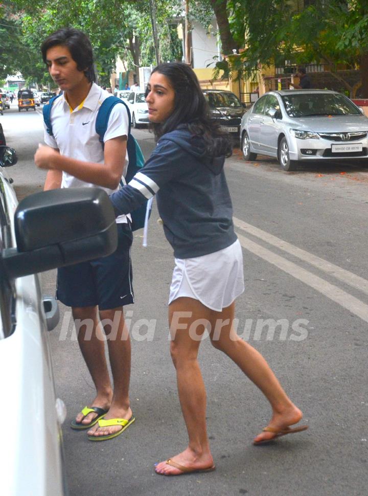 Ibrahim Ali Khan & Sara Khan Meet Saif Ali Khan