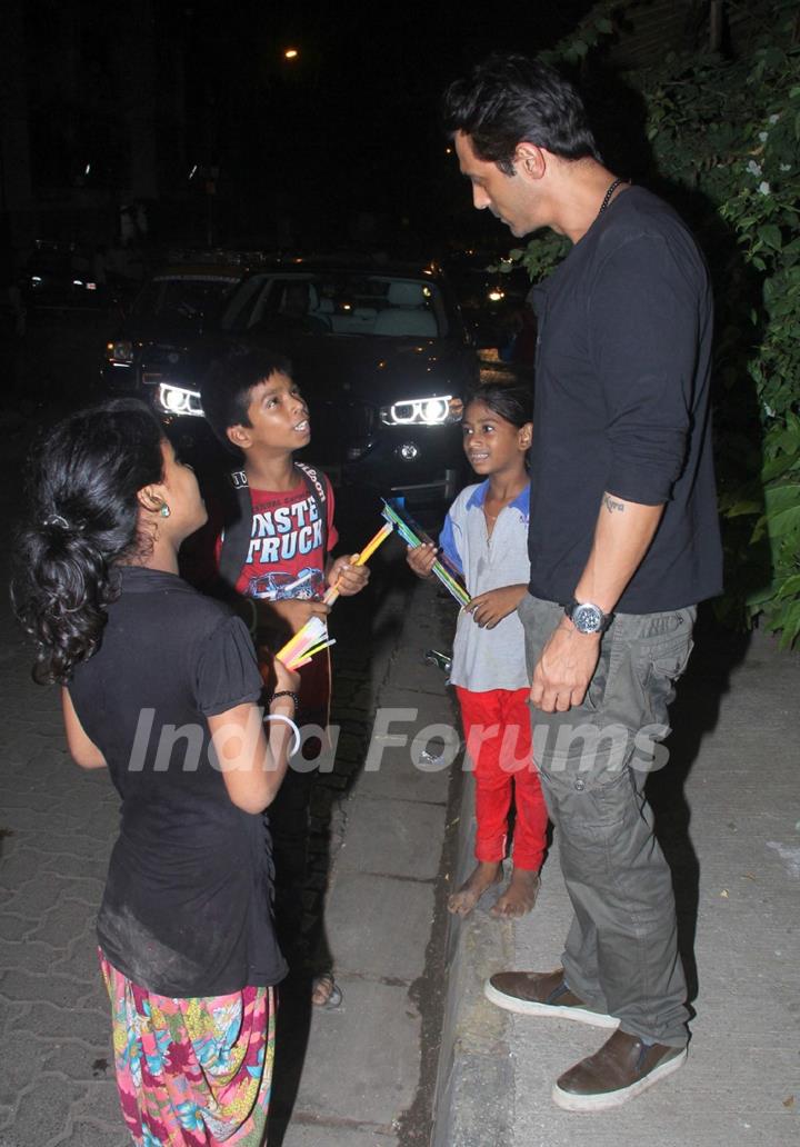 Arjun Rampal Snapped at Olives in Bandra