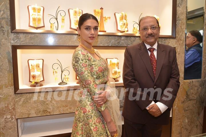 Aditi Rao Hyadri at PC Chandra Jewellers Store