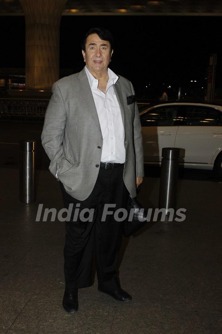 Randhir Kapoor Snapped at Airport