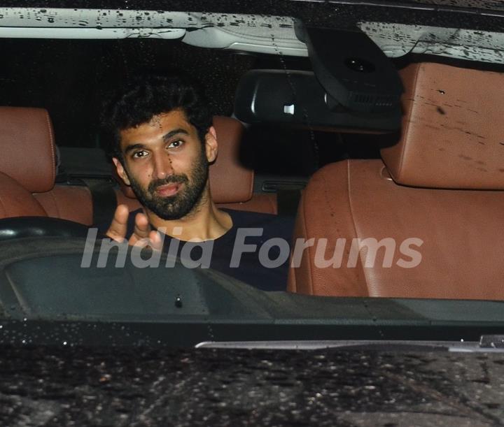 Aditya Roy Kapoor at Aarti Shetty's Residence